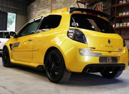 Renault Clio III RS F1 Team R27