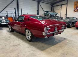 Ford Mustang V8 Fastback