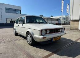 Volkswagen Golf GTI Pirelli 