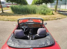 Triumph TR6 Petrol Injection