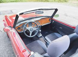 Triumph TR6 Petrol Injection