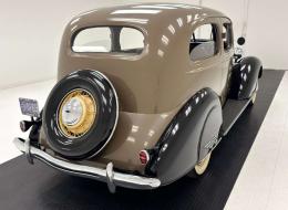 Chevrolet Master Deluxe 2 Door Town Sedan