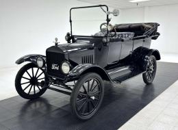 Ford T Touring Sedan