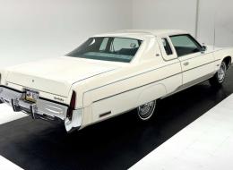 Chrysler New Yorker Brougham Coupé Hardtop
