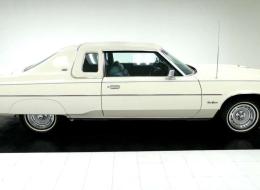 Chrysler New Yorker Brougham Coupé Hardtop
