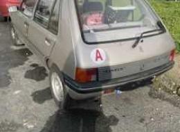 Peugeot 205 GR/SR