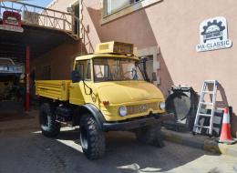 Mercedes-Benz Unimog 406 U900