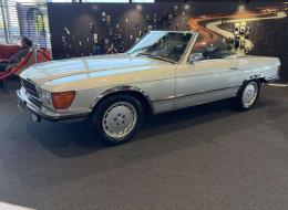 Mercedes-Benz SL 280 (R107)