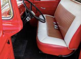 Ford Pick-up F100 SHORTBED V8