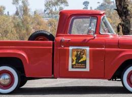 Ford Pick-up F100 SHORTBED V8