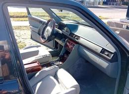 Mercedes-Benz Classe E 400 V8 4.2