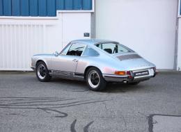 Porsche 911 2.2L E Coupe