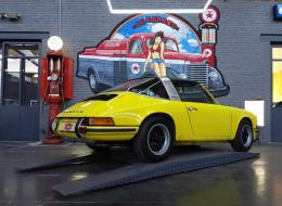 Porsche 911 E Targa
