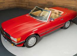 Mercedes-Benz SL 560
