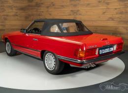 Mercedes-Benz SL 560