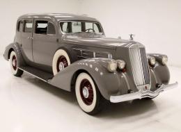 Pierce Arrow 1602 Sedan
