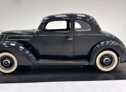 Ford Deluxe 85 Club Coupe