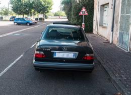 Mercedes-Benz E W124 E500