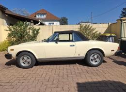Fiat 124 Spider CS0 