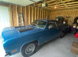Plymouth Duster 318