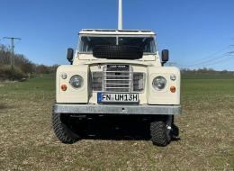 LandRover 109 Series III