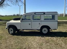 LandRover 109 Series III