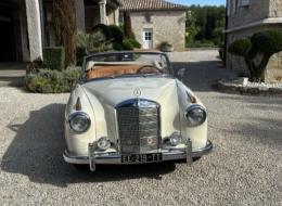 Mercedes-Benz Ponton 220 SE Cabriolet