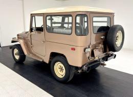 Toyota Land Cruiser FJ40