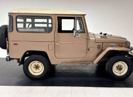 Toyota Land Cruiser FJ40