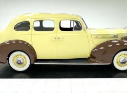 Packard 1700 Series Touring Sedan