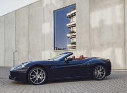 Ferrari California | Blu Pozzi | Dealer Maintained