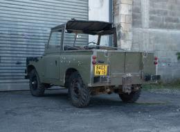 LandRover Série 3 IIA 88 bâché
