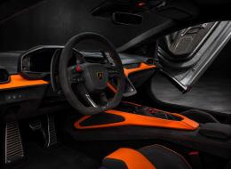 Lamborghini Revuelto V12
