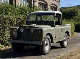 LandRover Série 2 88 Pick-up - 7 places