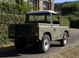 LandRover Série 2 88 Pick-up - 7 places