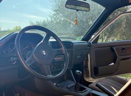 BMW Série 3 E30 320i