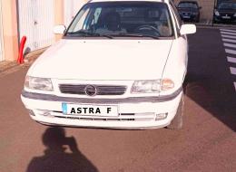 Opel Astra F mod&egrave;le 1997 