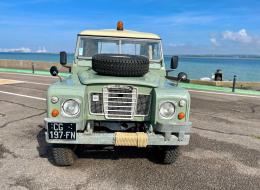LandRover 109 Serie 3 6 cylindres