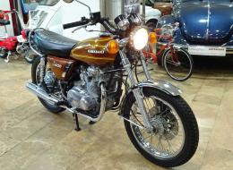 Moto Kawazaki KZ400 D3