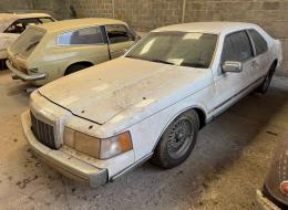 Lincoln Town Car Coupé