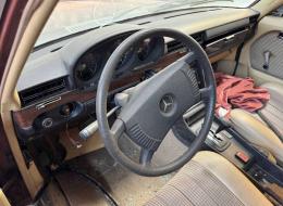 Mercedes-Benz S 280S W116
