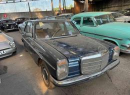 Mercedes-Benz 220 D W115