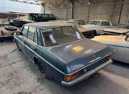 Mercedes-Benz 220 D W115