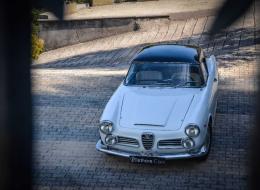 Alfa Roméo 2600 Spider Touring