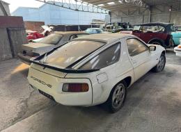 Porsche 928