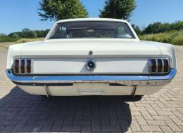 Ford Mustang V8 Coupé