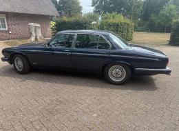 Daimler Double Six Series 3