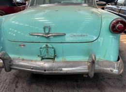 Ford Custom Line Sedan