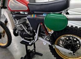 Moto Husqvarna CR240