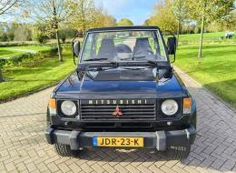 Mitsubishi Pajero 2.6 Canvas Top